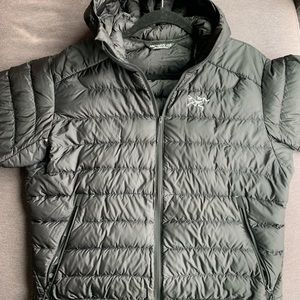 Arc’teryx Cerium Light Hoody Jacket